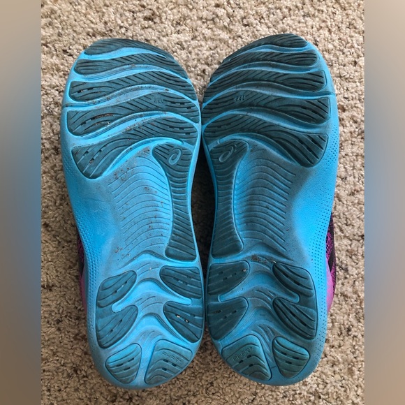 MUST GO: ASICS Gel-Nimbus Lite 2 Running Shoe - Picture 5 of 7